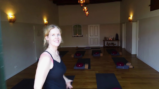 Yoga-Deele Lohmeier