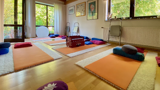 Christiane Escher Yoga