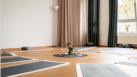 Beate Vogel Yoga