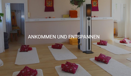 Yoga im Zentrum - Petra Görlitz
