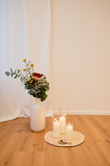 eins. yoga & pilates