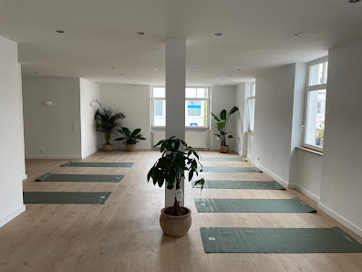 Joshua Heyl - Yoga & Achtsamkeit