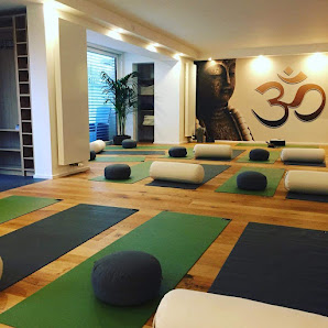 yoga meinyogaraum Bettina Hilt
