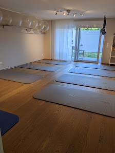 Mini & Me - Mama Baby Yoga
