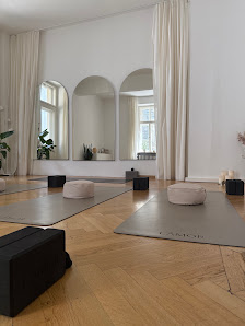 LAMORYOGA