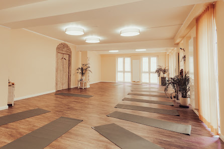 Maisha – Yogastudio & Akademie