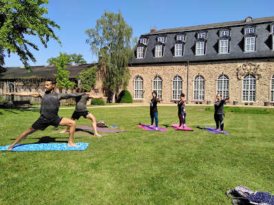 Yoga Adya - Yogaschule