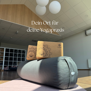 Happy Yoga Studio