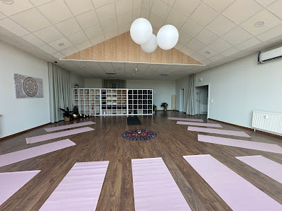 Happy Yoga Studio