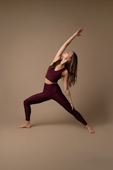 Falkonasana Yoga