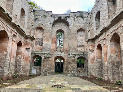 WEG DER MITTE - Gesundheits- und Ausbildungszentrum - Kloster Gerode