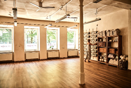 HY Amore – Hot Yoga, Pilates & Breathwork München