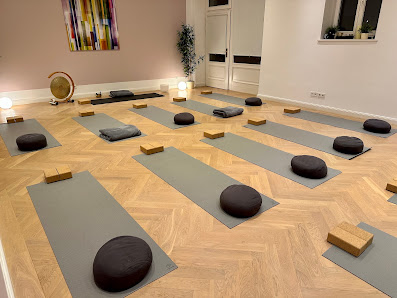 Soul Relief - Dynamic & Circular Yoga