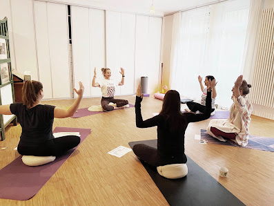 Kundalini Yoga Sendling