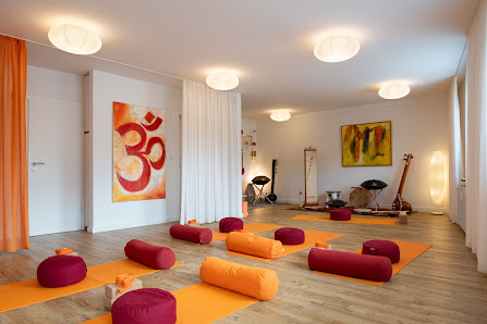Yoga~2~Klang Studio Niebüll - Ulrike Wandrey