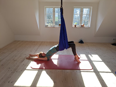 YOGA SCHWANSEN