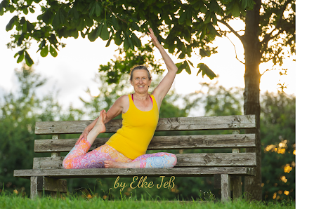 Sunita El'Shira ~ Yoga ~ Coaching ~ Energiebalance by Elke Jeß