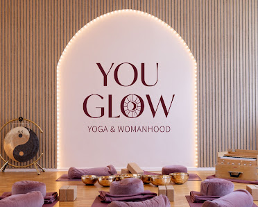 YOU GLOW Yoga & Womanhood Friedrichshain