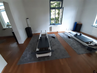 Balance Pilates Yoga Zentrum Ellen Kroboth