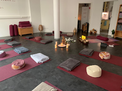Glückszentrum und YOGAntje