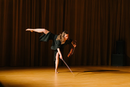 Semilla - Tanz, Performance, Iyengar Yoga