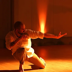 Semilla - Tanz, Performance, Iyengar Yoga