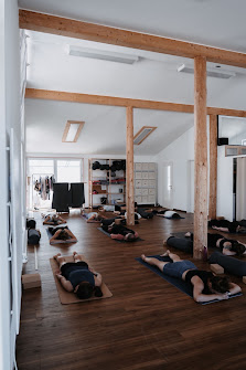 Nina Bartz Yoga Studio