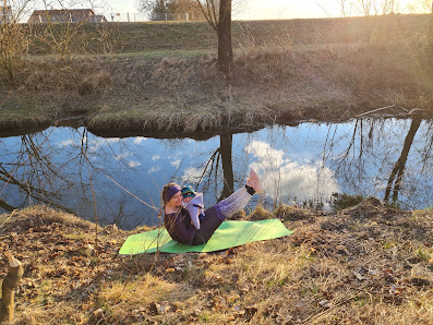 PILATES, YOGA, FITNESS am BAUERNHOF in Kirchroth, Regensburg oder ONLINE mit Daniela Linz