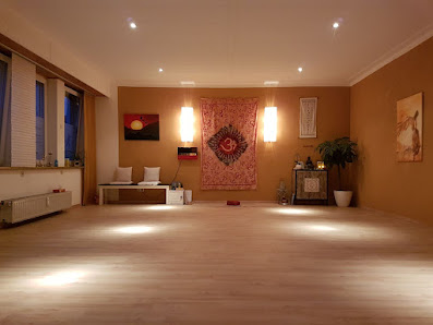 Monika Wenzel Life & Mental Coaching / Yoga/ Seminare