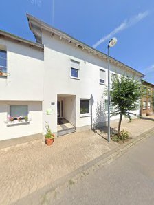 TouchAndBloom Heilpraxis, Yoga und Massage