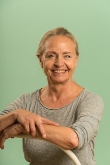 Light-on-Yoga Academy