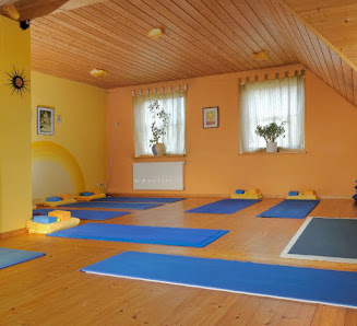 Susanne Schönecker - Yoga und Cranio in Thomm