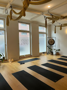 EVERY DAMN DAY YOGA
