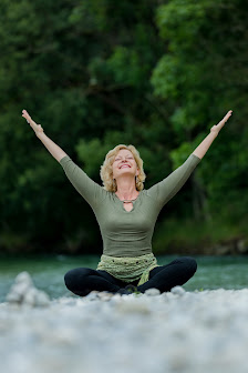 Tanz und Yoga Gloria Link