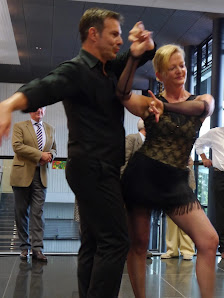 Tanz und Yoga Gloria Link