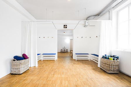 kahiryanur studio 2