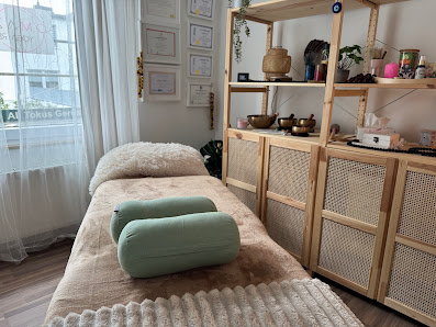 OMazing YOGA REIKI MORE