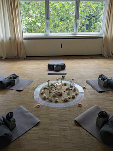 Yoga Studio - Heaven‘s Healthy Hub