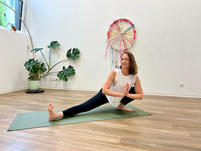 Yogi.ni-Yoga Esslingen