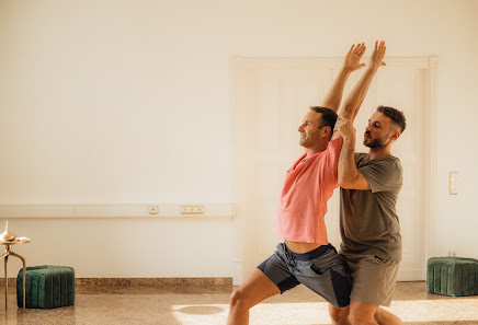 YAROOTS Yoga und Taekwondo