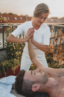Mobile Massage und Yoga Kurse Berlin | Magoose