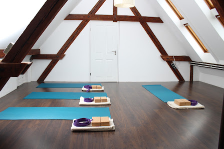 Neanderyoga