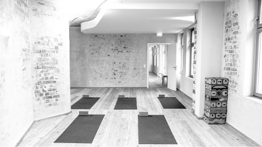 Ute Stephan Yoga