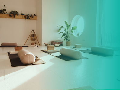 Yoga Labor Berlin | Yoga Kurse, Ausbildung & Retreats