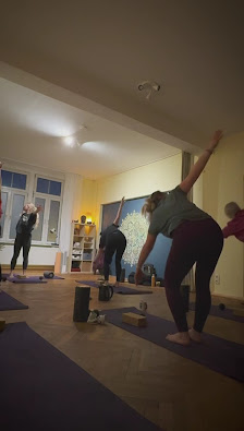 Yogaschule Minz Dresden Striesen/Blasewitz - Yoga & Ayurveda