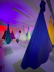 aerial apase - Aerial Yoga und Luftakrobatik Dresden