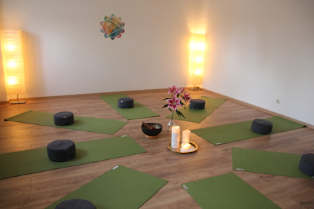 Körpertherapie und Yoga Markus Marx