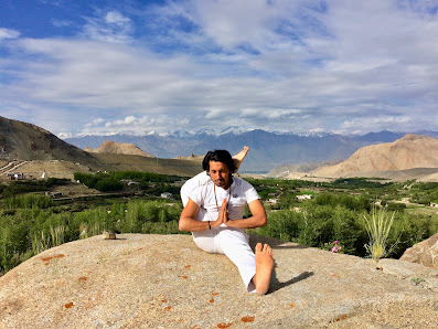 Niramaya Yoga