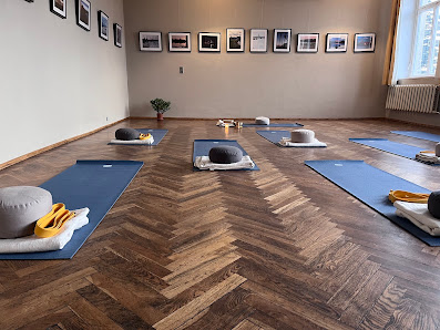 Singbowl Yoga