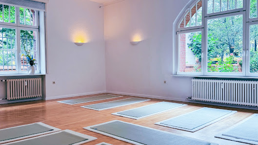 Rita Ziller - Yoga Schöneberg